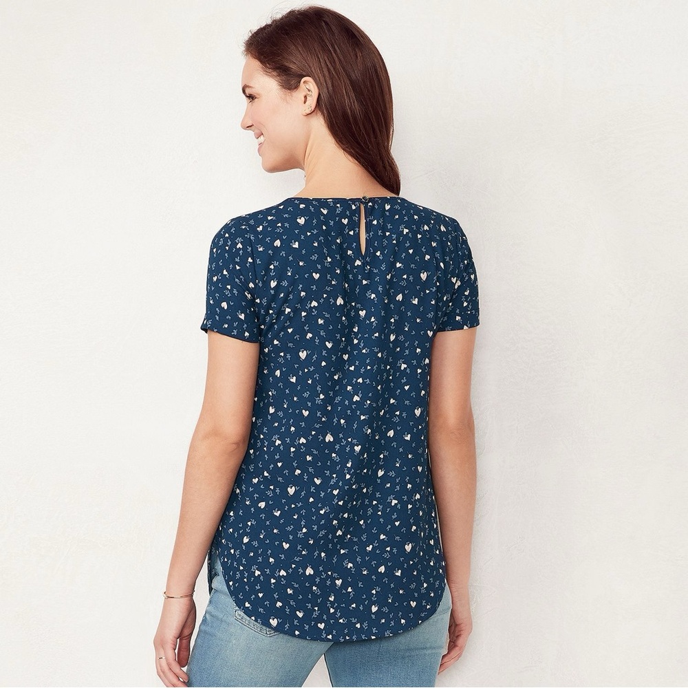 Navy Floral Women's Short Sleeve Top LC XL - Picture 2 of 2